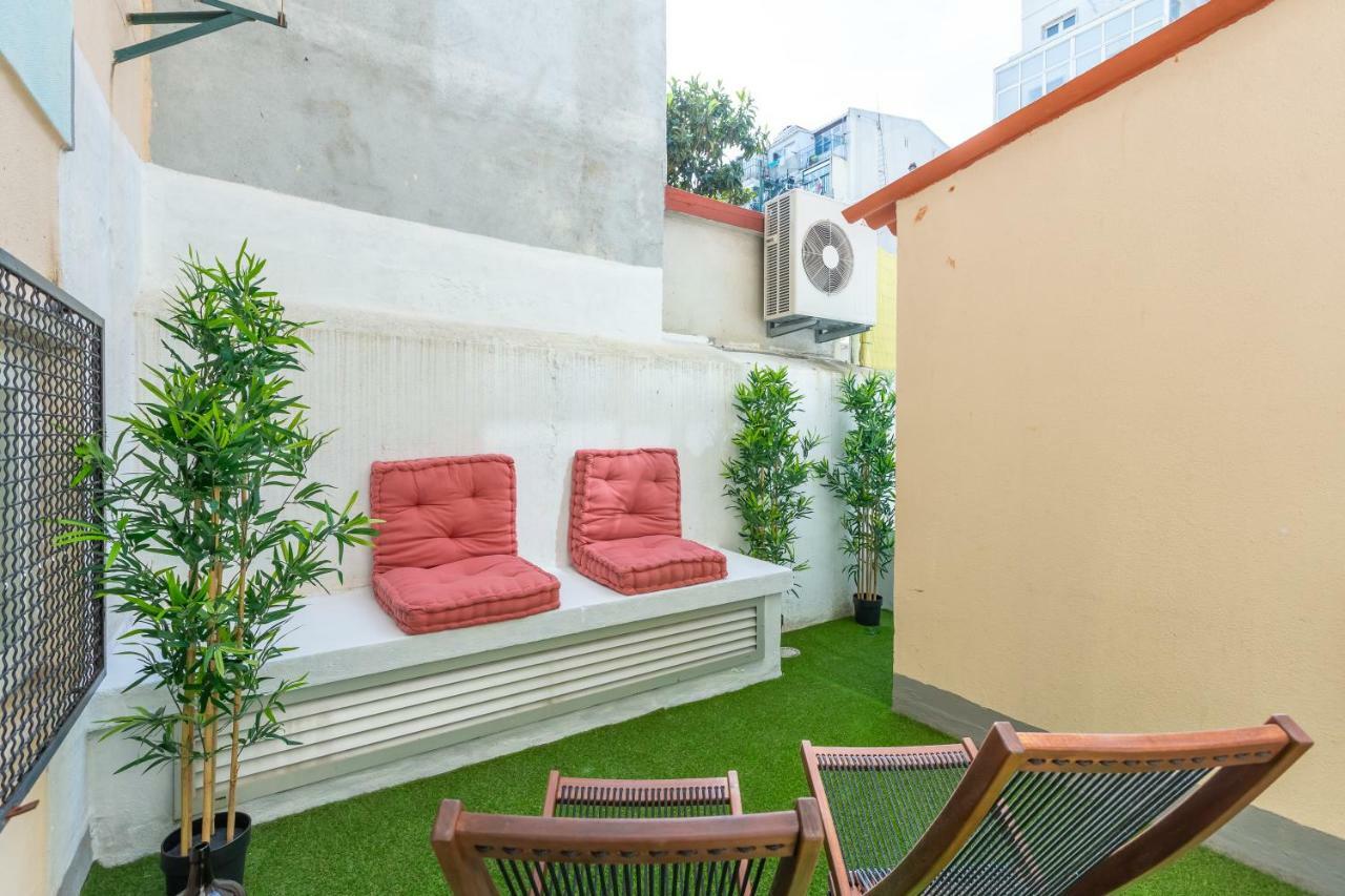Sunny Apartment With Patio, By Timecooler Лиссабон Экстерьер фото